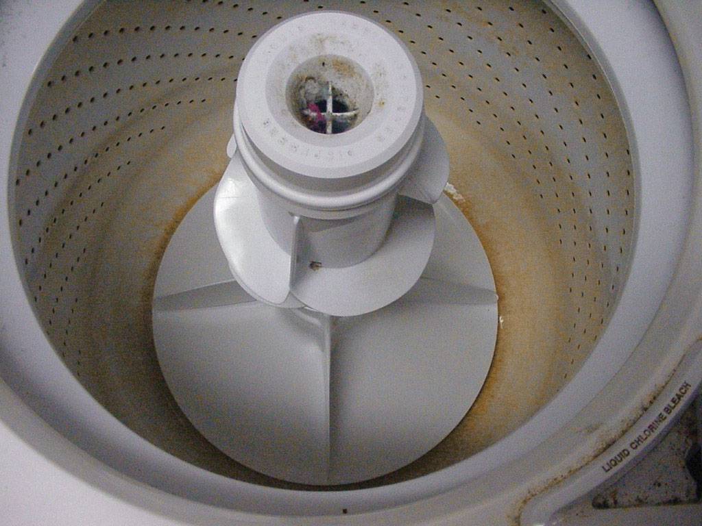 Hard water stains washing machines & clothes