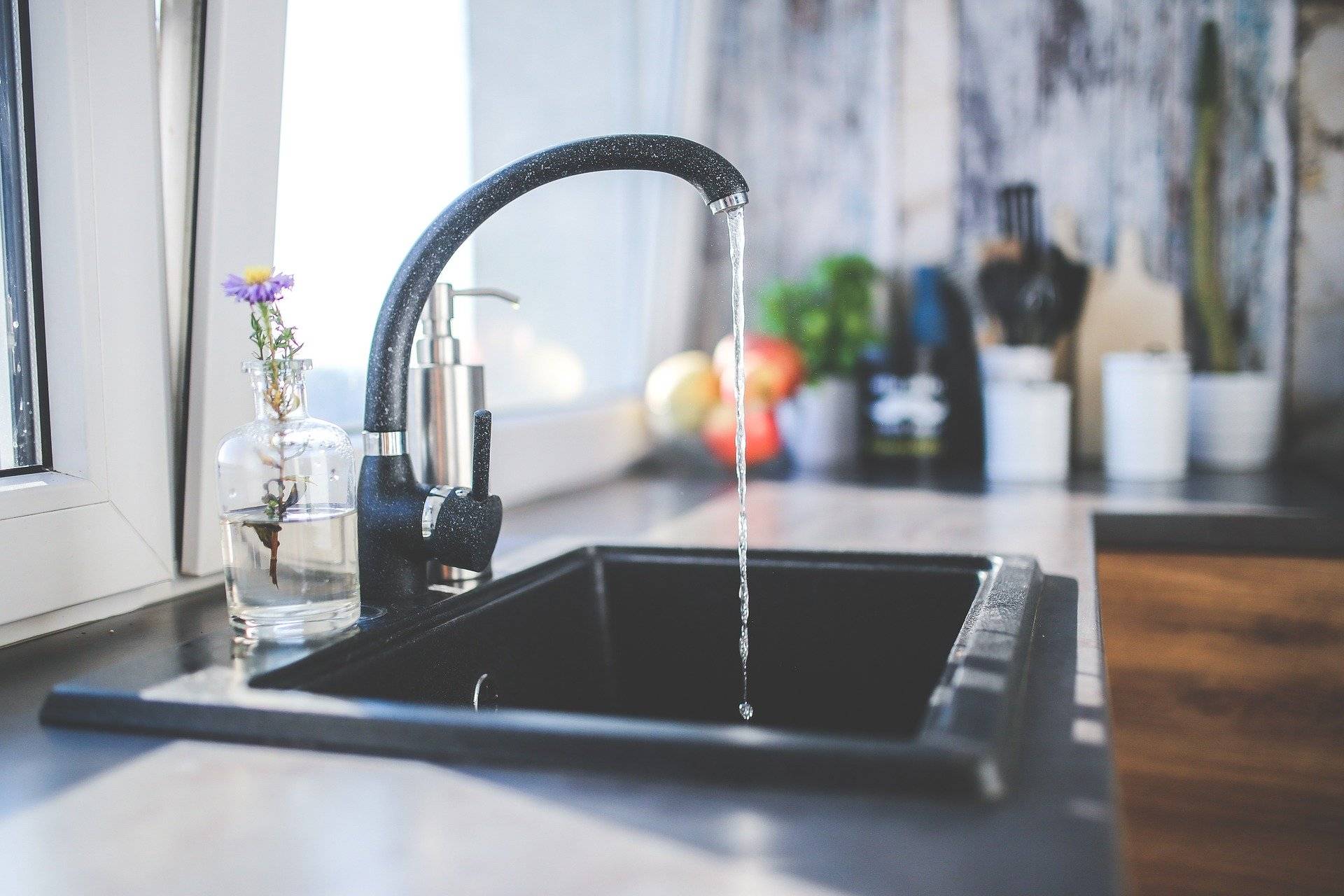 water running from sink